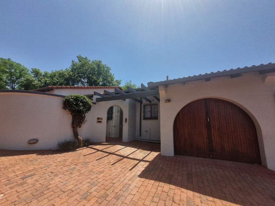 To Let 3 Bedroom Property for Rent in Bryanston Gauteng