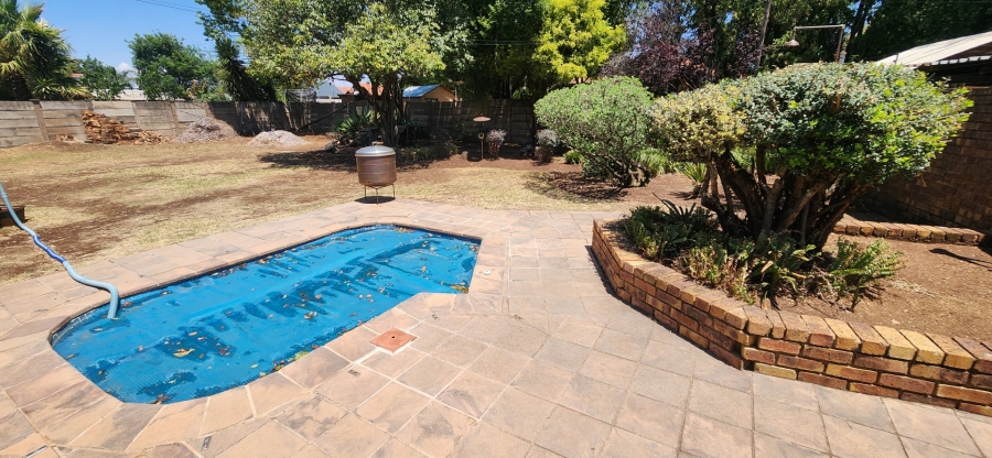 3 Bedroom Property for Sale in Wierda Park Gauteng