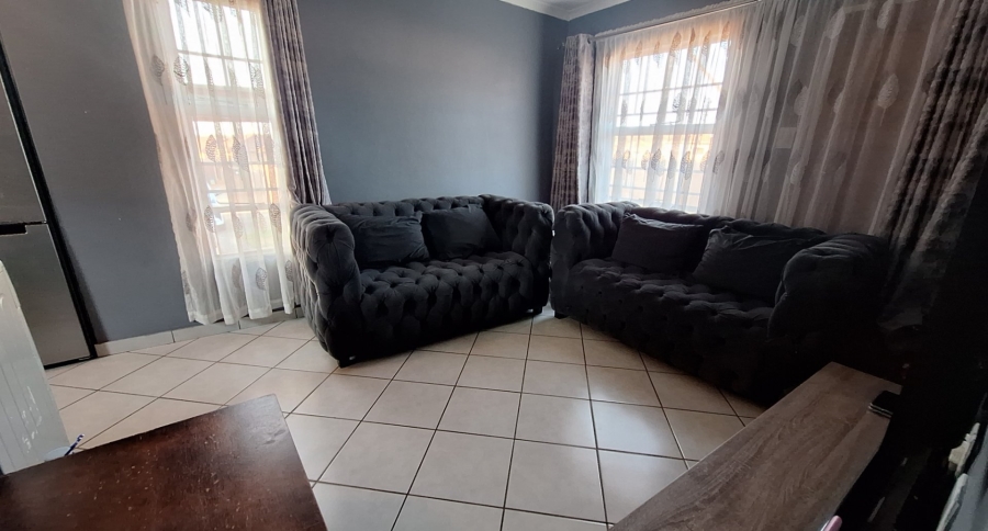 2 Bedroom Property for Sale in Glenway Estate Gauteng