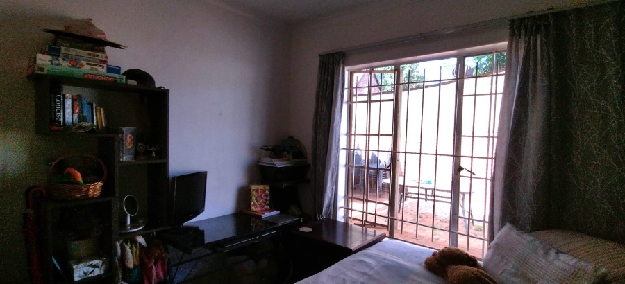 2 Bedroom Property for Sale in Zwartkop Gauteng