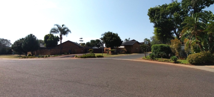 2 Bedroom Property for Sale in Zwartkop Gauteng