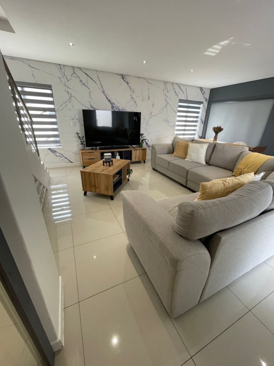  Bedroom Property for Sale in Edenvale Central Gauteng