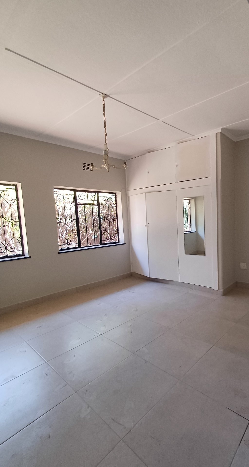 To Let 3 Bedroom Property for Rent in Cyrildene Gauteng