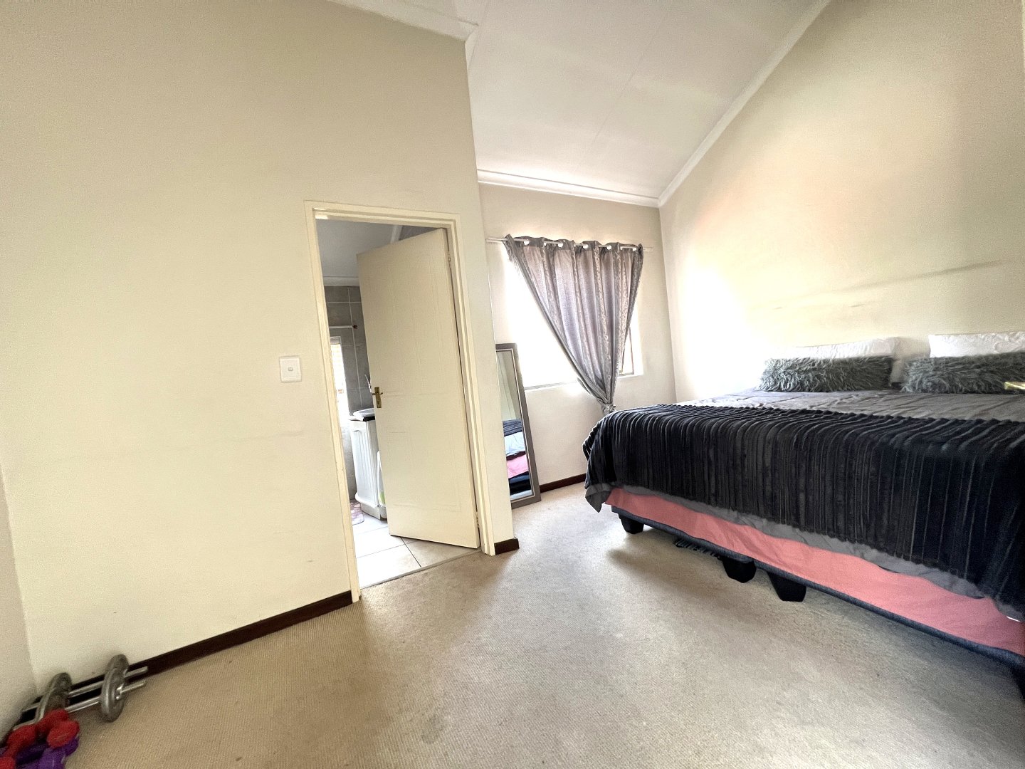 To Let 3 Bedroom Property for Rent in Sunninghill Gauteng