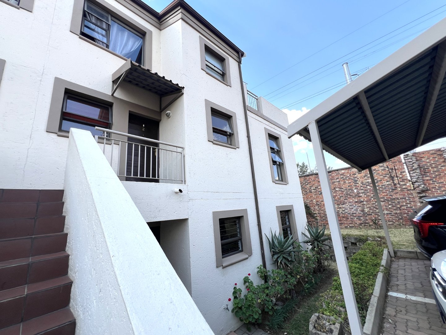 To Let 3 Bedroom Property for Rent in Sunninghill Gauteng