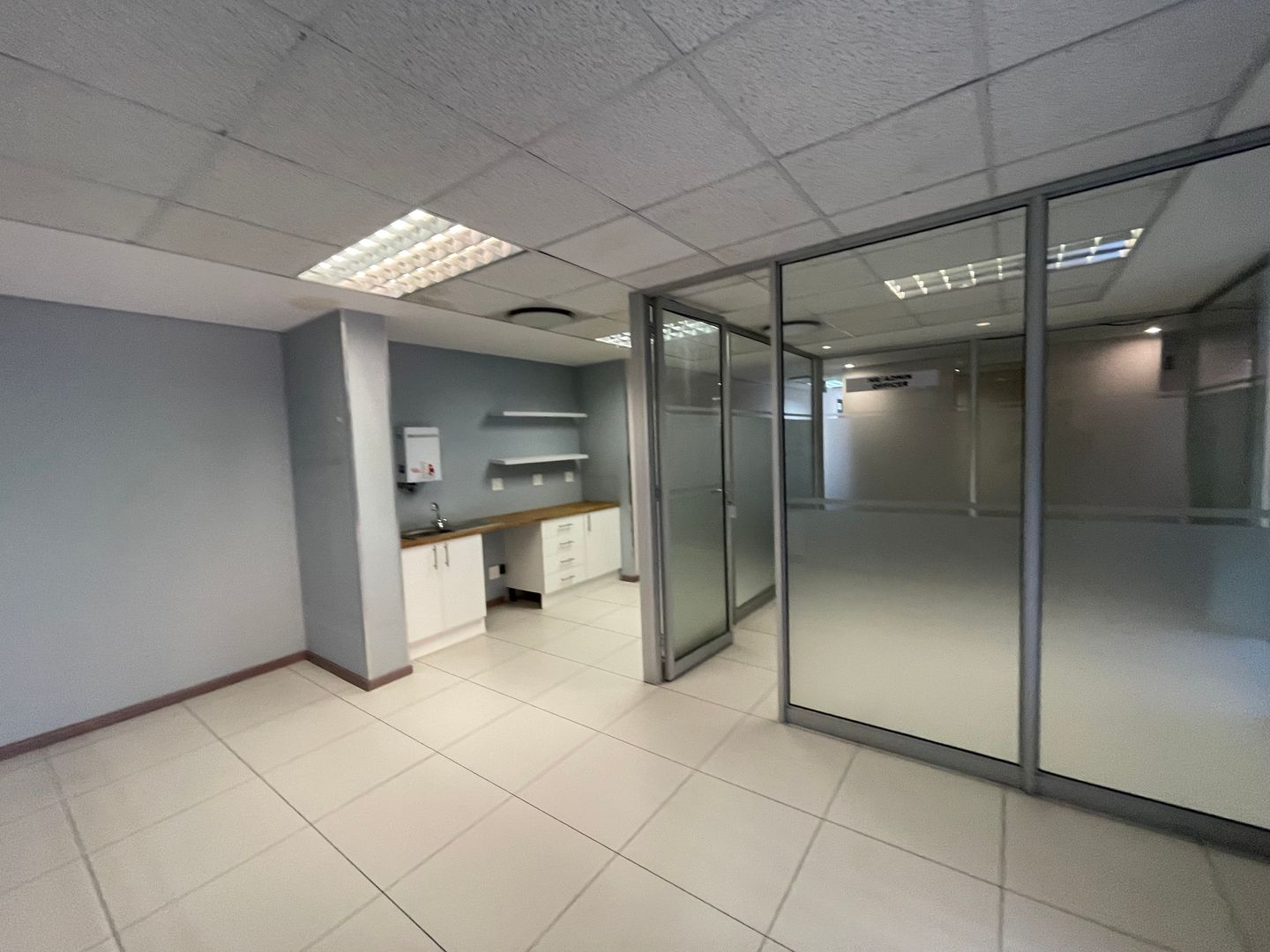 To Let commercial Property for Rent in Strubensvallei Gauteng