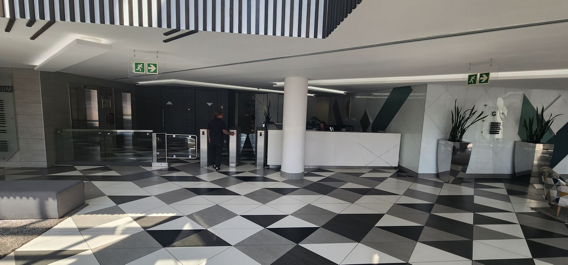 To Let commercial Property for Rent in Menlyn Gauteng