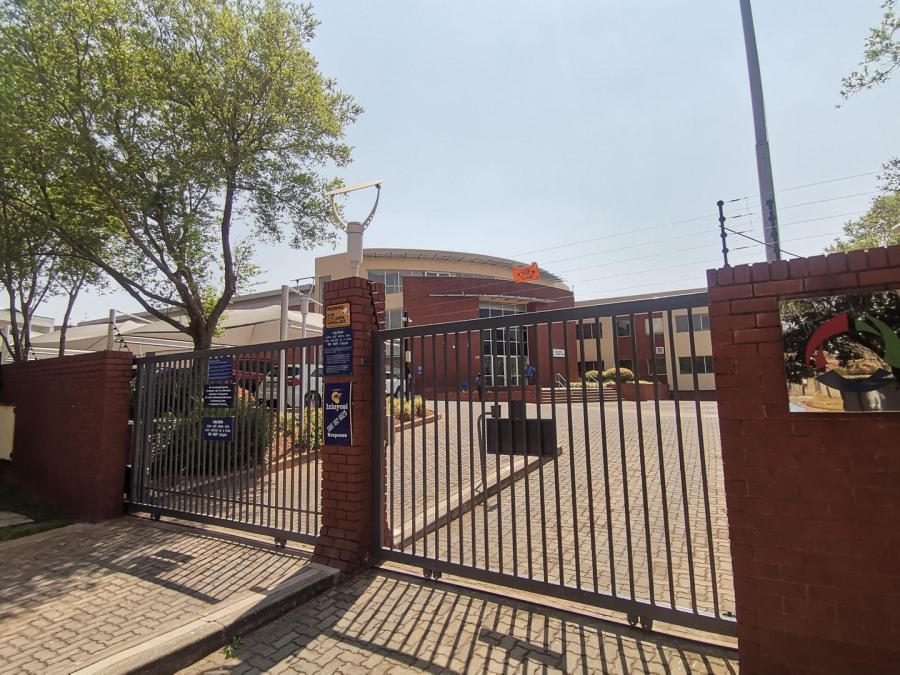 To Let commercial Property for Rent in Bedfordview Gauteng