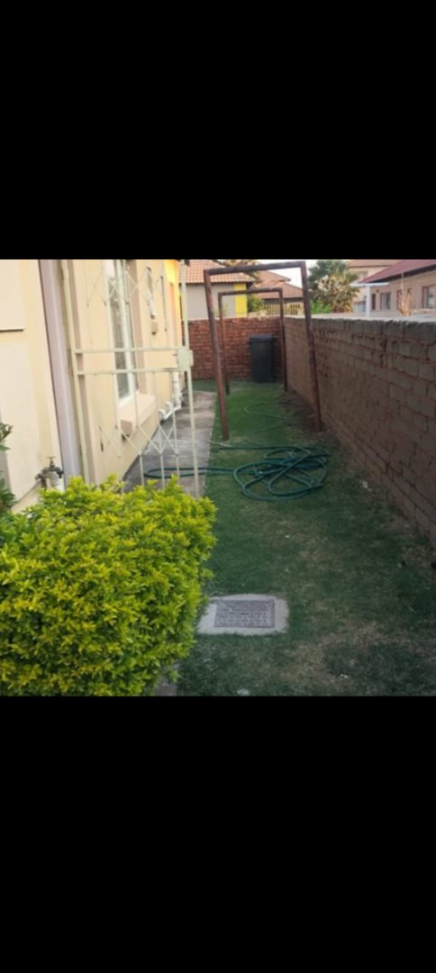 To Let 3 Bedroom Property for Rent in Nkwe Estate Gauteng