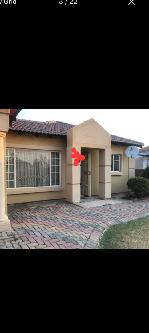 To Let 3 Bedroom Property for Rent in Nkwe Estate Gauteng