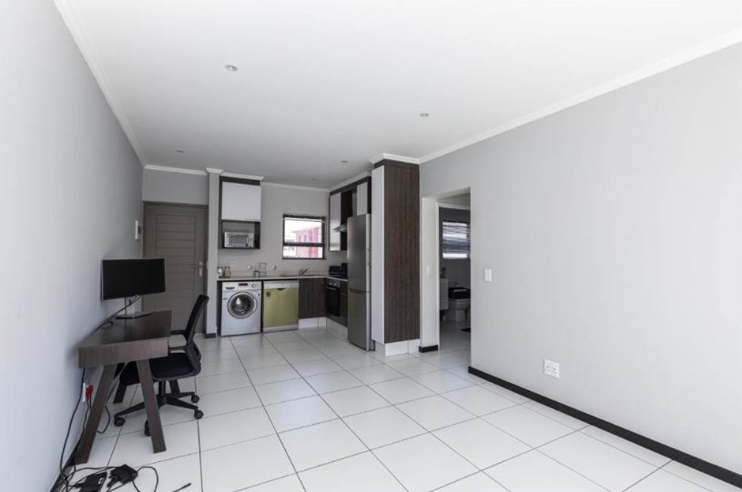 1 Bedroom Property for Sale in Fourways Gauteng