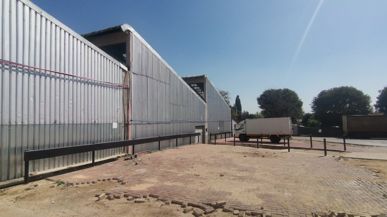 Commercial Property for Sale in Eastleigh Gauteng