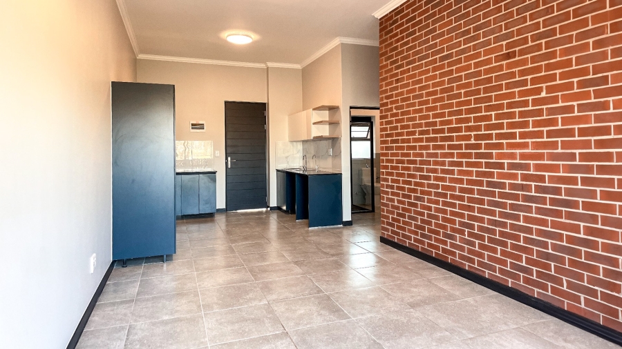 To Let 1 Bedroom Property for Rent in Waterfall Gauteng