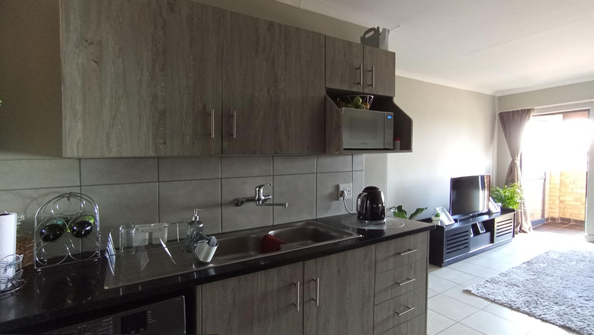 2 Bedroom Property for Sale in Monavoni Gauteng