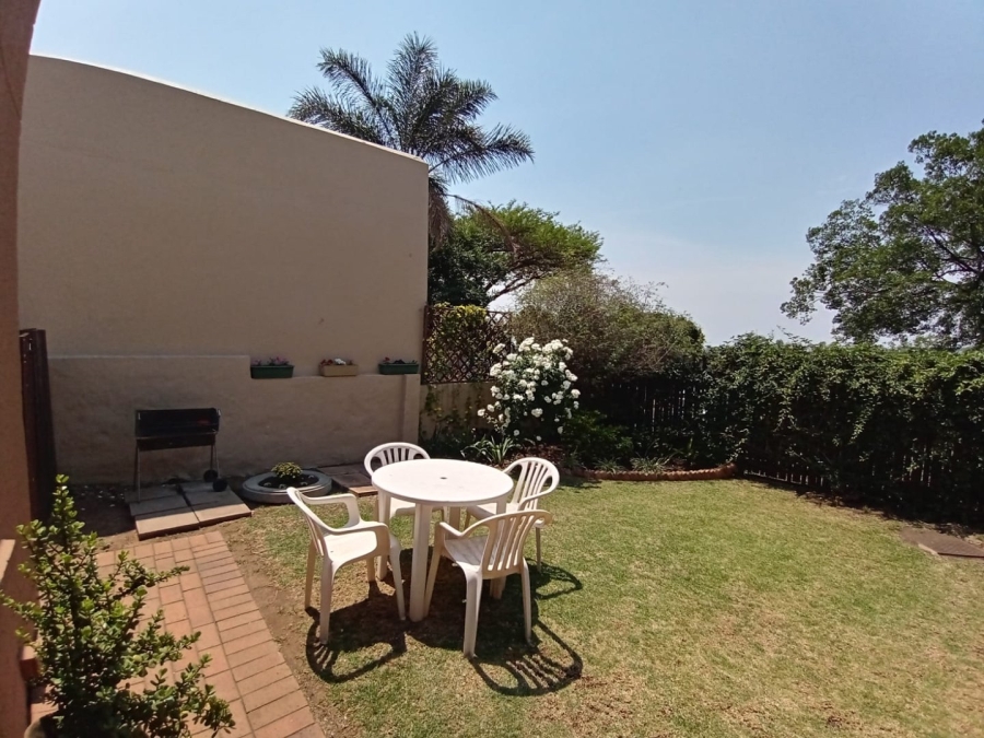 2 Bedroom Property for Sale in Paardekraal Gauteng