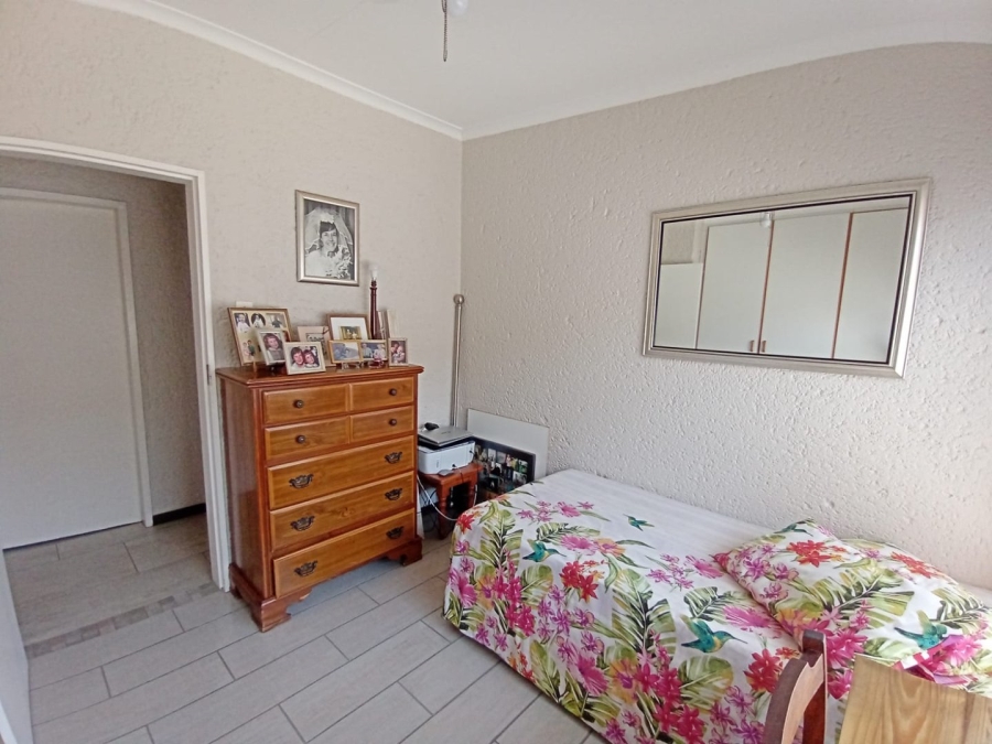 2 Bedroom Property for Sale in Paardekraal Gauteng