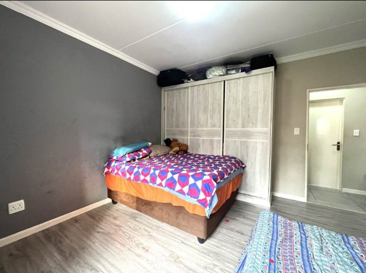 2 Bedroom Property for Sale in Broadacres Gauteng