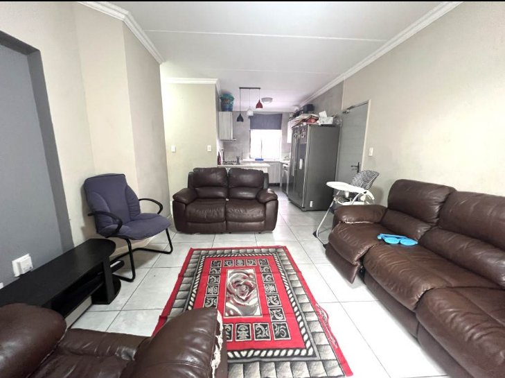 2 Bedroom Property for Sale in Broadacres Gauteng