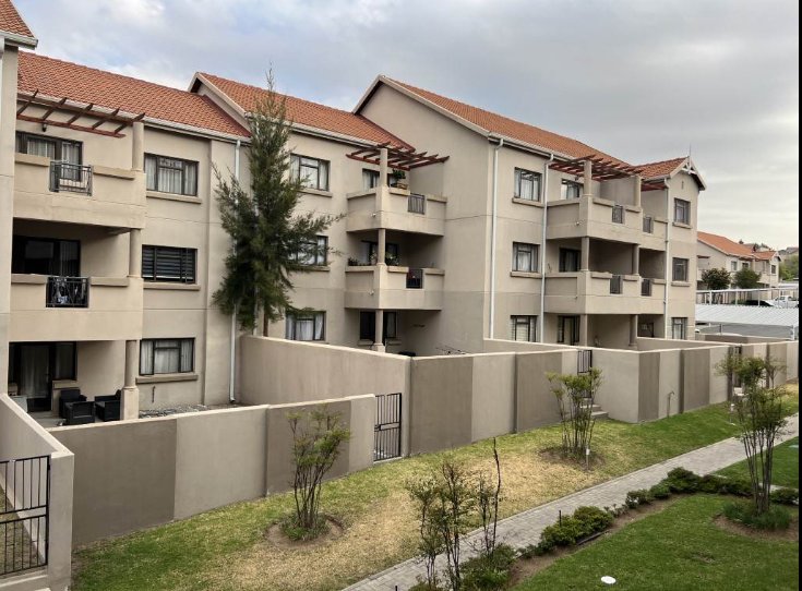 2 Bedroom Property for Sale in Broadacres Gauteng