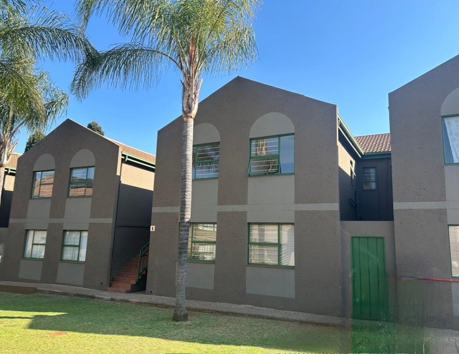 To Let 3 Bedroom Property for Rent in Wierda Park Gauteng