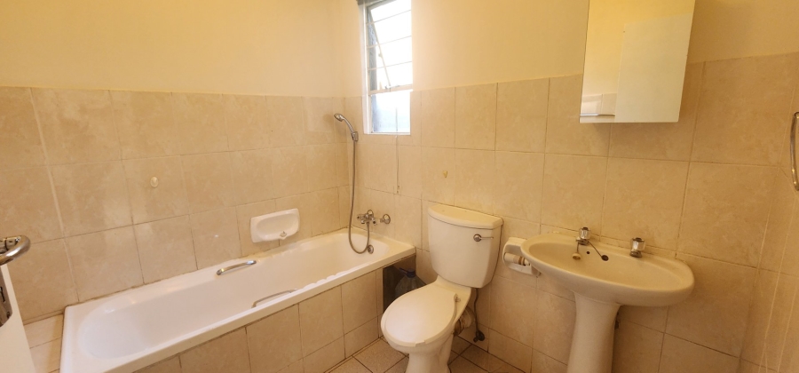 To Let 3 Bedroom Property for Rent in Wierda Park Gauteng