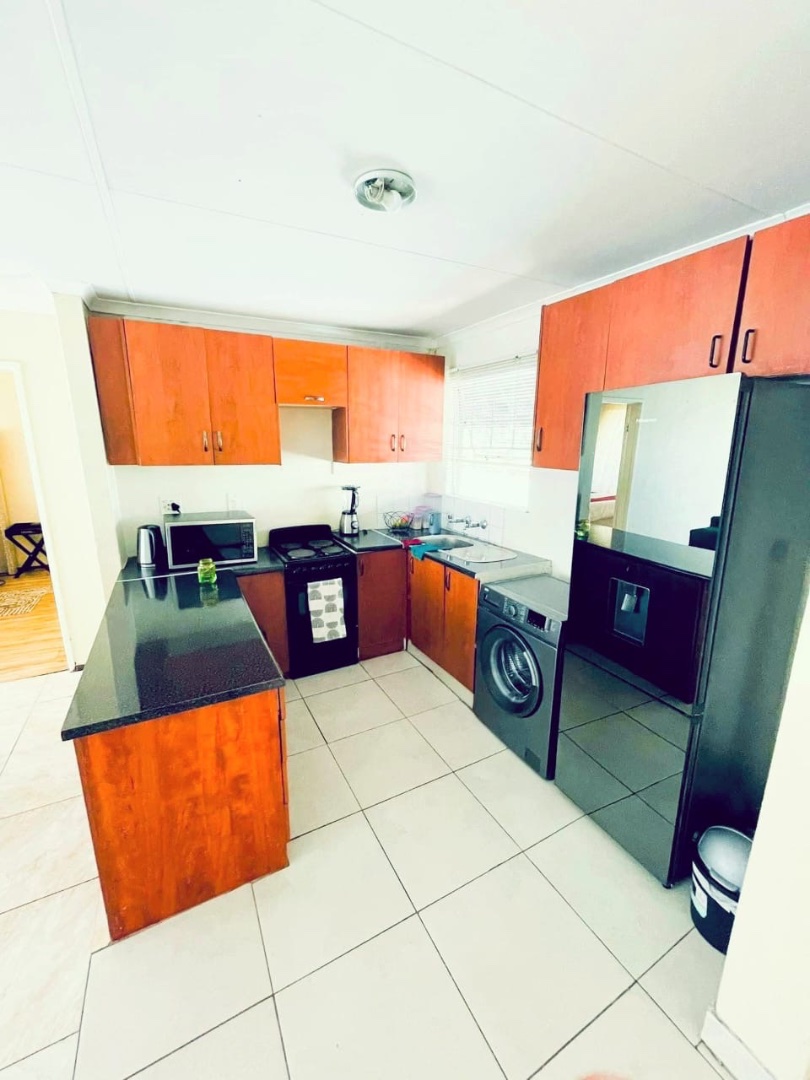 1 Bedroom Property for Sale in Lyndhurst Gauteng