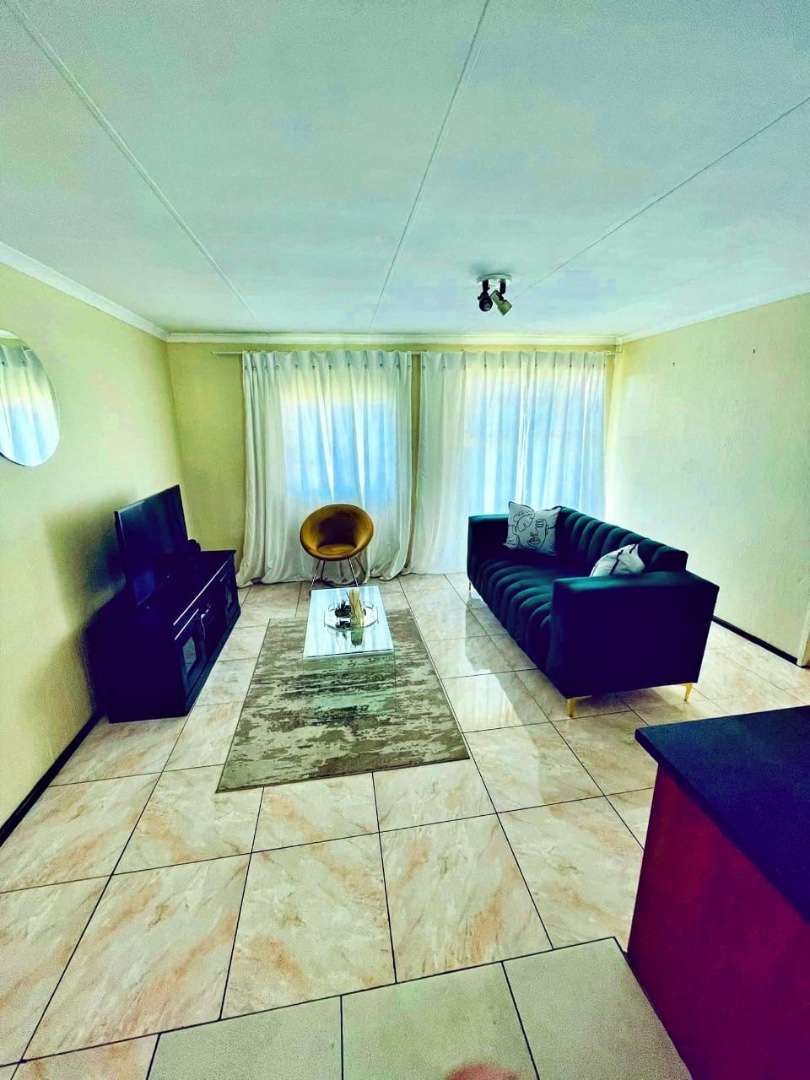 1 Bedroom Property for Sale in Lyndhurst Gauteng