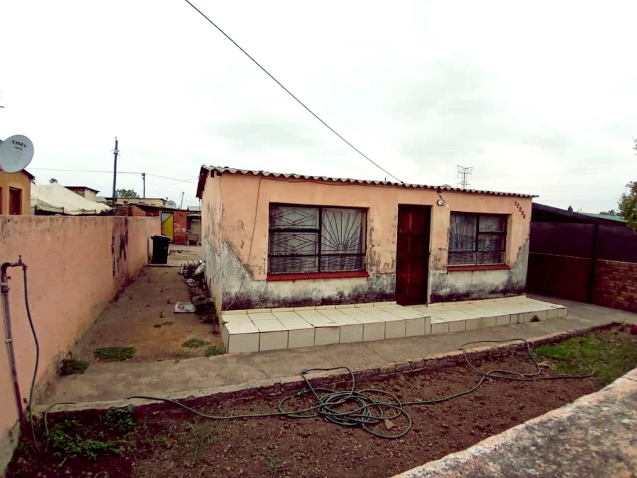 2 Bedroom Property for Sale in Mamelodi East Gauteng