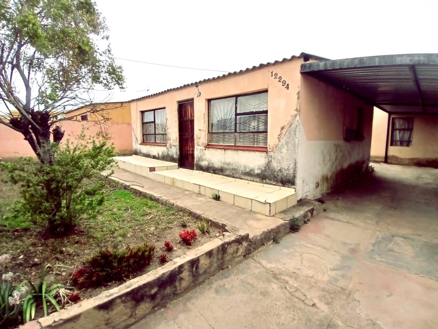 2 Bedroom Property for Sale in Mamelodi East Gauteng