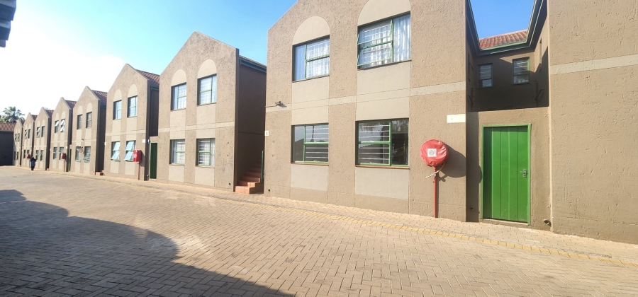 3 Bedroom Property for Sale in Wierda Park Gauteng