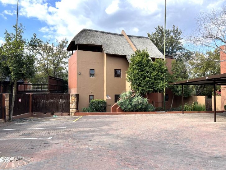 2 Bedroom Property for Sale in Magaliessig Gauteng