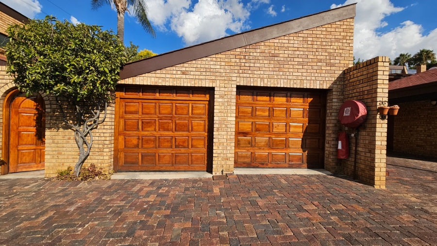 4 Bedroom Property for Sale in Bedford Gardens Gauteng