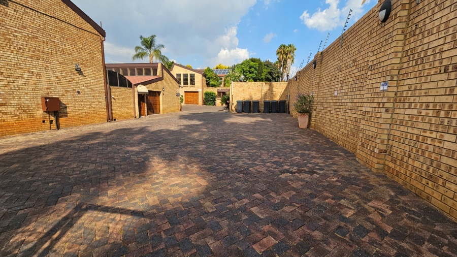 4 Bedroom Property for Sale in Bedford Gardens Gauteng