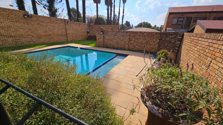 4 Bedroom Property for Sale in Bedford Gardens Gauteng