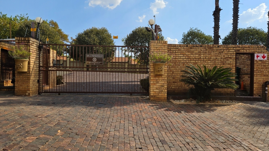 4 Bedroom Property for Sale in Bedford Gardens Gauteng