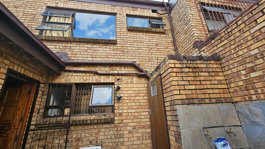 4 Bedroom Property for Sale in Bedford Gardens Gauteng