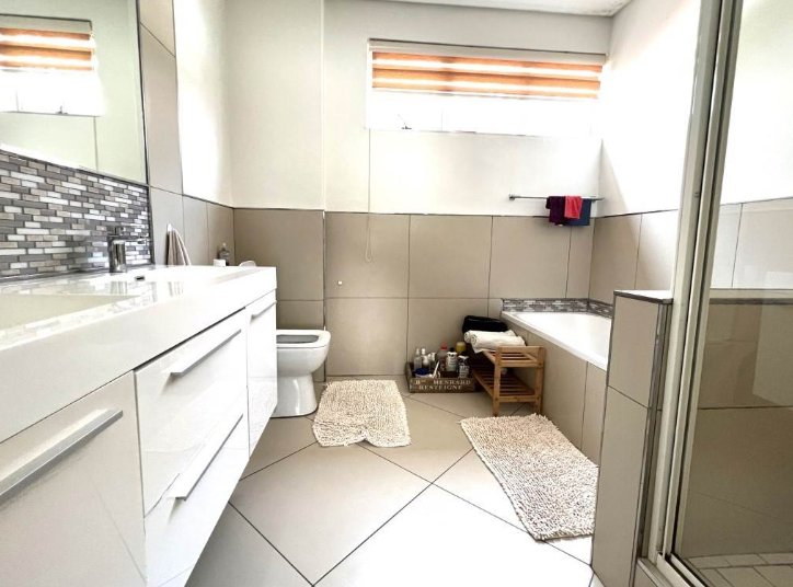 3 Bedroom Property for Sale in Rivonia Gauteng