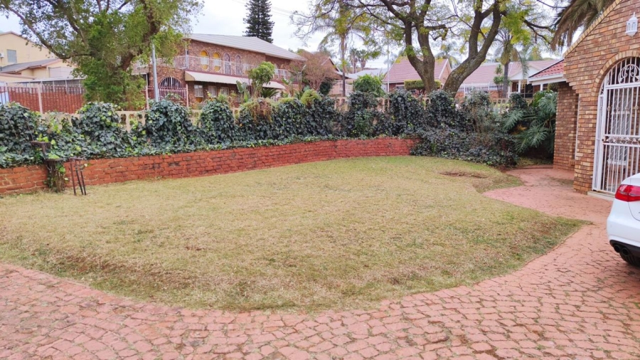 3 Bedroom Property for Sale in Laudium Ext 3 Gauteng