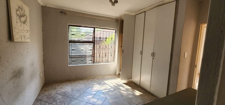 To Let 1 Bedroom Property for Rent in Noordwyk Gauteng