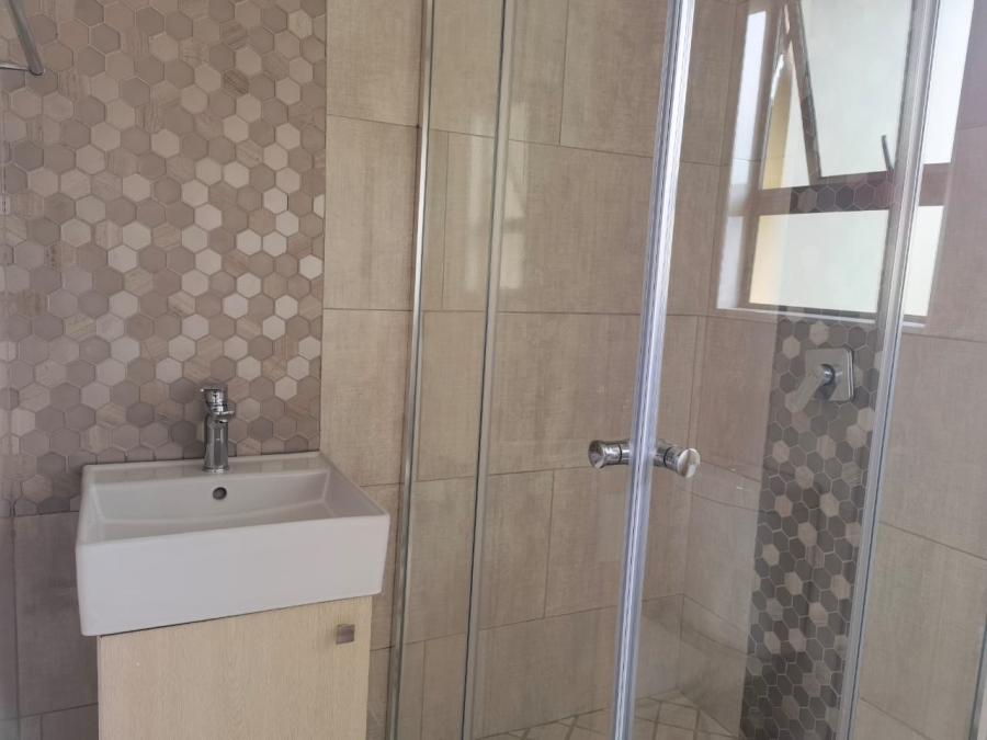 2 Bedroom Property for Sale in Sharon Park Gauteng