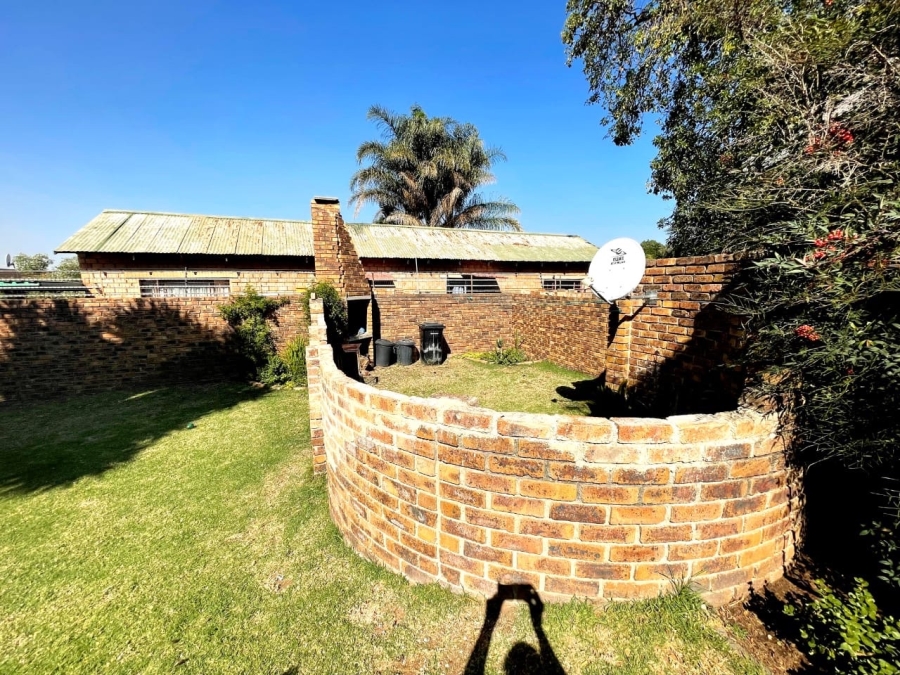 4 Bedroom Property for Sale in Terenure Gauteng