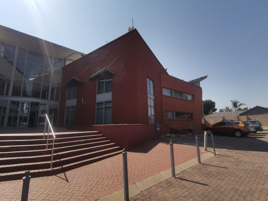 To Let commercial Property for Rent in Bedfordview Gauteng