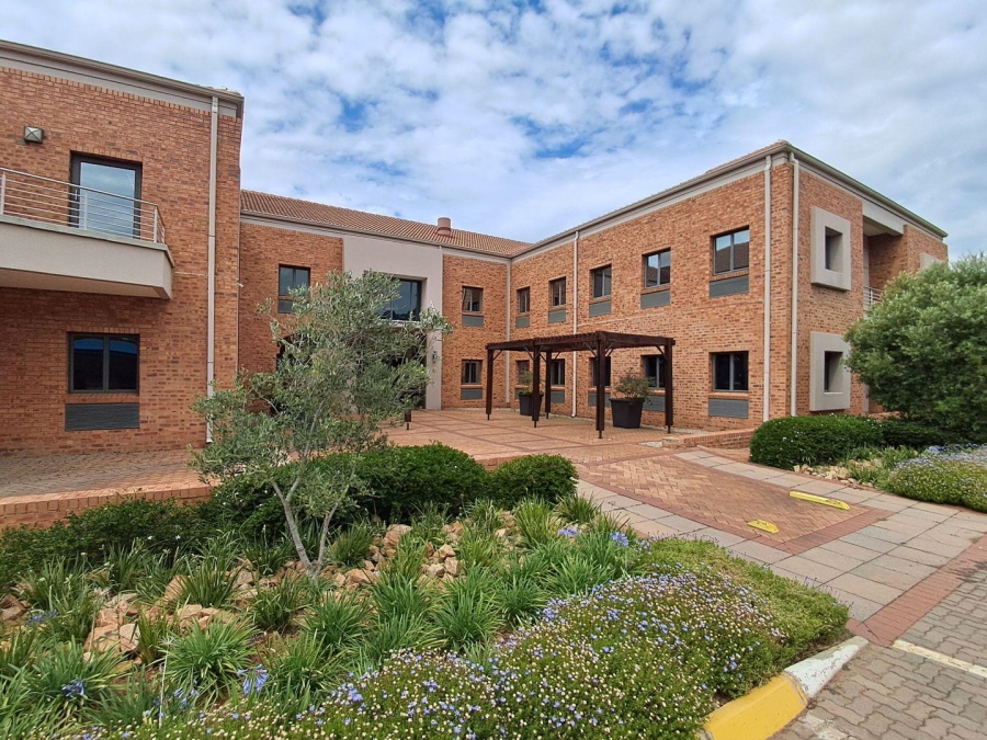 To Let commercial Property for Rent in Constantia Kloof Gauteng