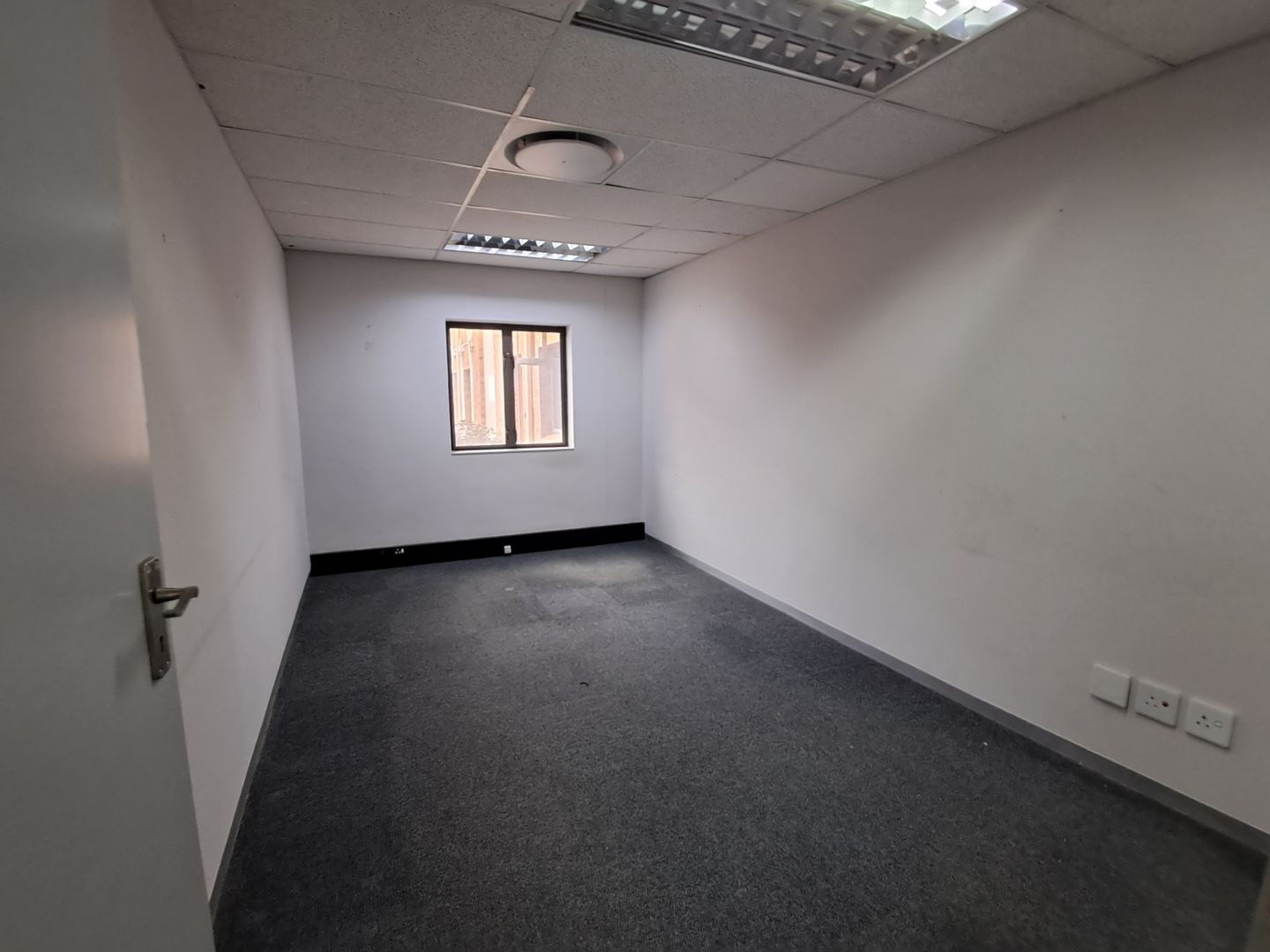 To Let commercial Property for Rent in Constantia Kloof Gauteng