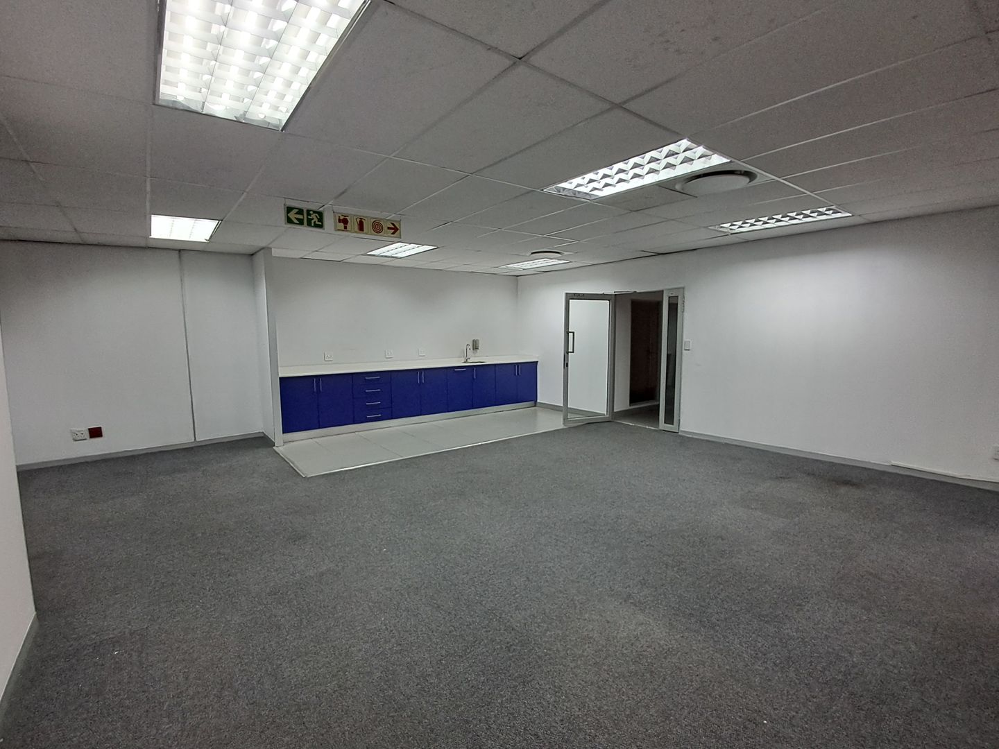 To Let commercial Property for Rent in Constantia Kloof Gauteng