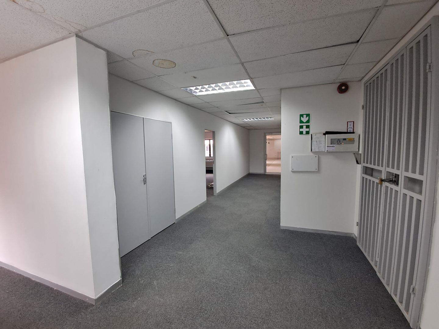 To Let commercial Property for Rent in Constantia Kloof Gauteng