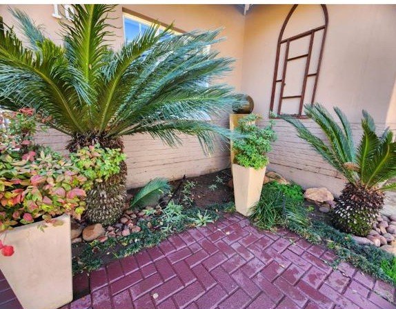 4 Bedroom Property for Sale in Vanderbijlpark SW 1 Gauteng