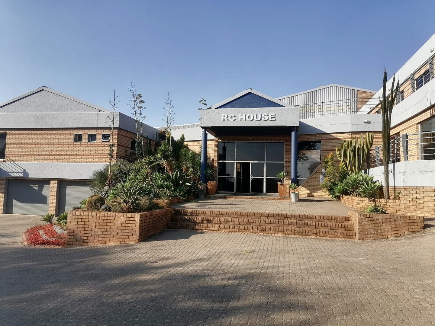 Commercial Property for Sale in Meadowdale Gauteng