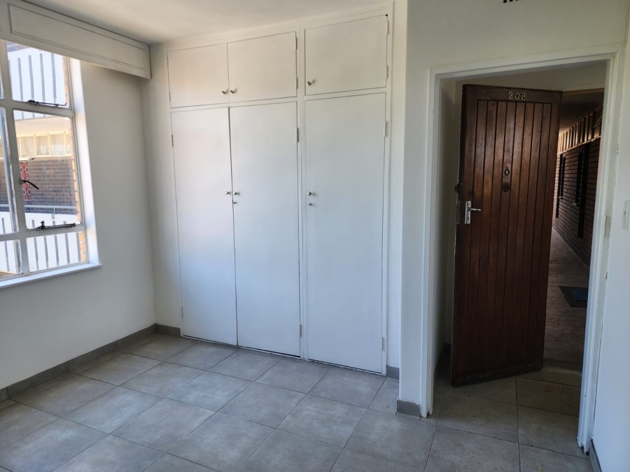 To Let 1 Bedroom Property for Rent in Marlands Gauteng