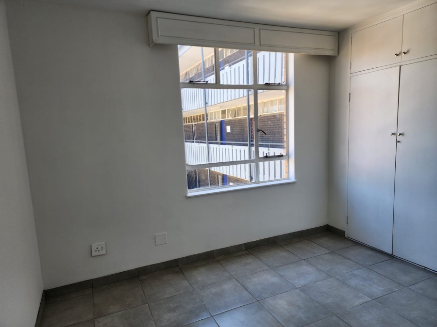 To Let 1 Bedroom Property for Rent in Marlands Gauteng